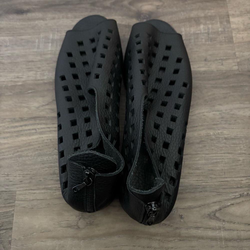 Arche Size 40 US 9 Drick Slip On Sandal Flat Black Leather, Price Drop! - Picture 6 of 9